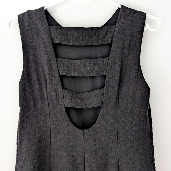 Birds Of North America "Grenadier"Sleeveless Little Black Dress Cutout Back Sz 4 - Picture 5 of 11